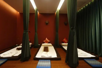 北京丰台区泰式按摩的被动瑜伽：当身体被折叠成诗